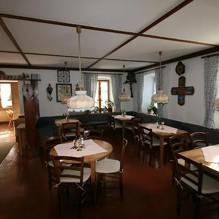 Hotel-gasthof Rose Szálloda