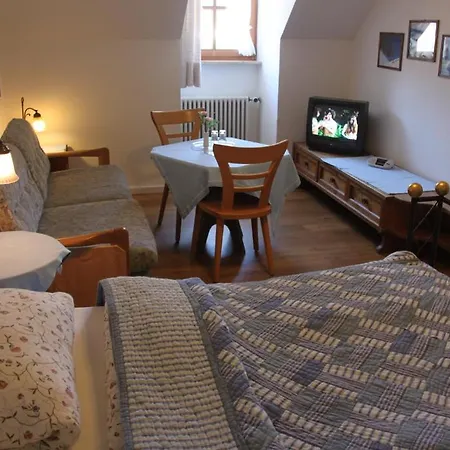 ホテル Hotel-gasthof Rose